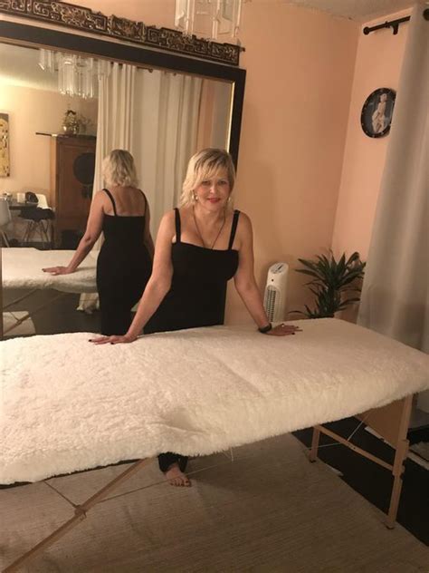 Full Body Sensual Massage Erotic massage Queensdale